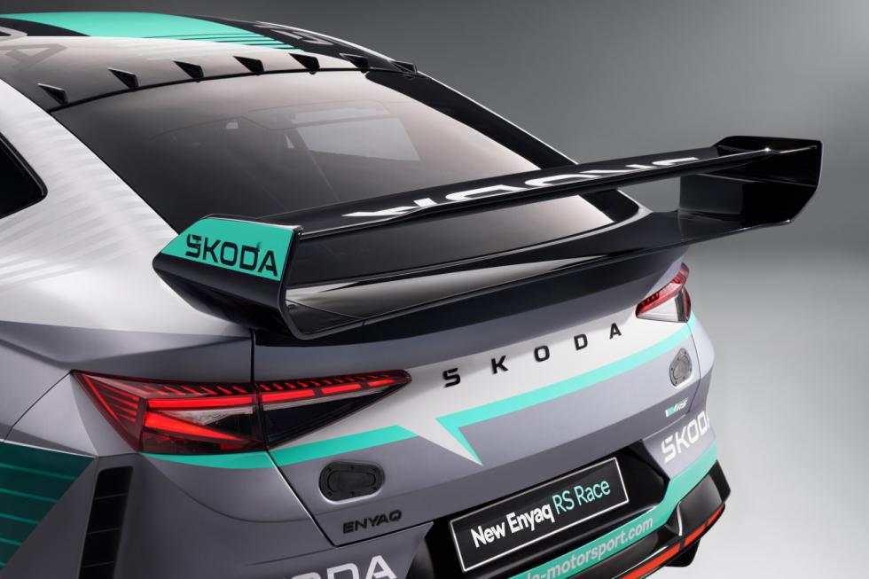 Skoda Enyaq RS Race: Επέστρεψε με βιώσιμες ιδέες για μοντέλα παραγωγής